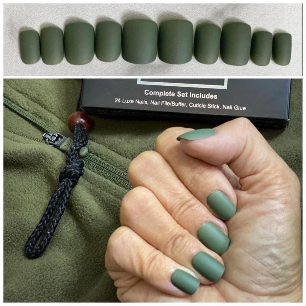 Green beret color nails
